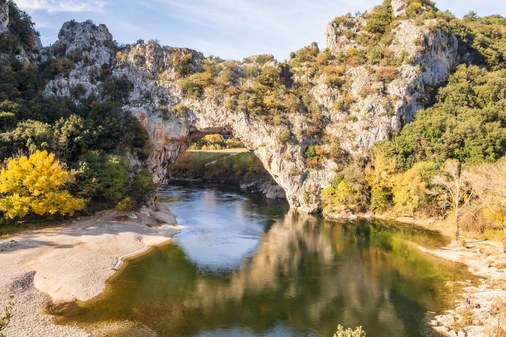 logement insolite ardeche