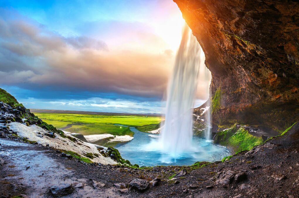 cascade seljalandsfoss road trip islande